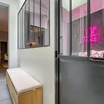 Appartement Style Industriel Au Coeur Du Sentier